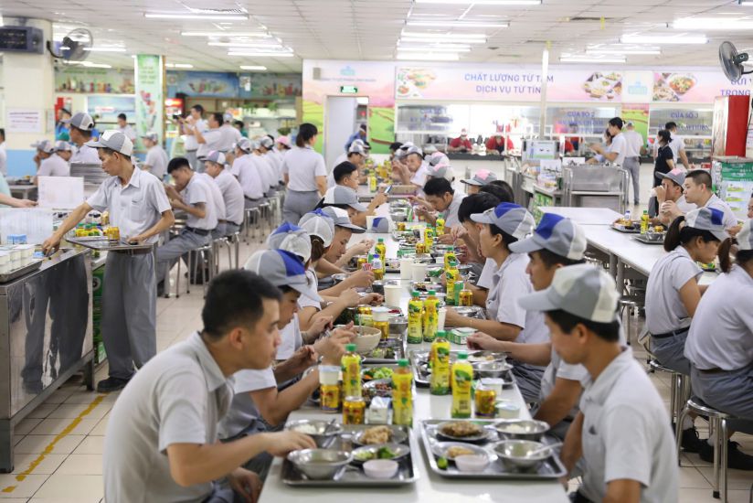 TOTO 베트남 유한회사의 2024년 노동조합 점심 식사. 사진: Ngoc Anh
