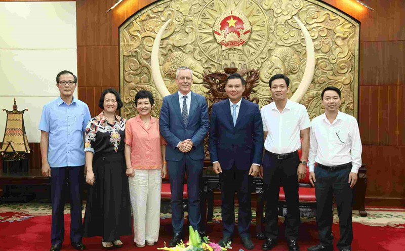 Deputy Ambassador of the Netherlands Christoph Prommersberger worked in Hung Yen on development cooperation. Photo: Hung Yen Provincial Portal
