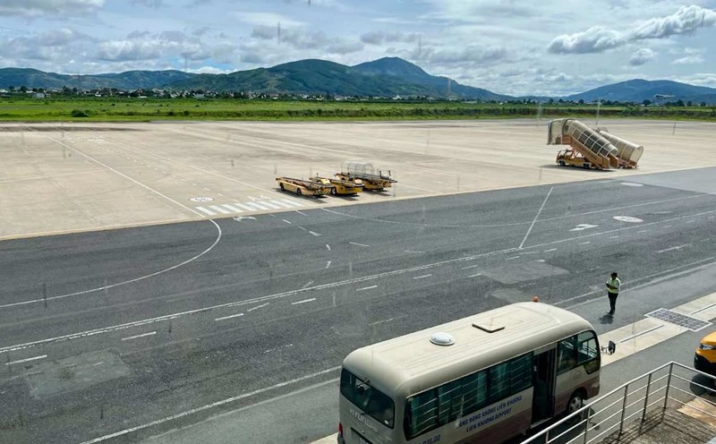 Close-up of Lien Khuong airport, Lam Dong province. Photo: Pham Duy