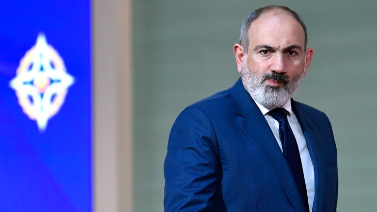 El primer ministro de Armenia, Nikol Pashinyan, en una reunion del CSTO, organizado por Rusia, en Erevan. Foto: Sputnik
