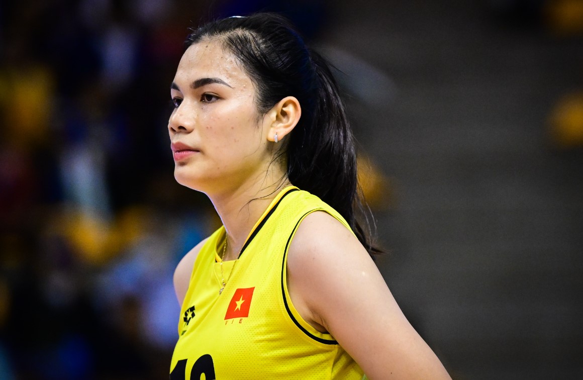 배구 주 공격수 비 티 느 퀸 인도네시아로 출국. 사진: VFV