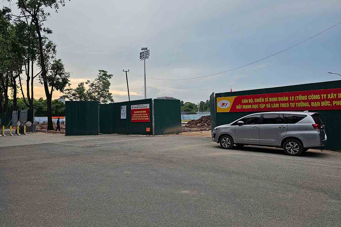 Ba Dinh 광장이 남쪽으로 확장되고 있습니다. 사진: Huu Chanh