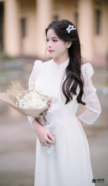Chan dung nu sinh dan toc San Chi. Anh: NVCC