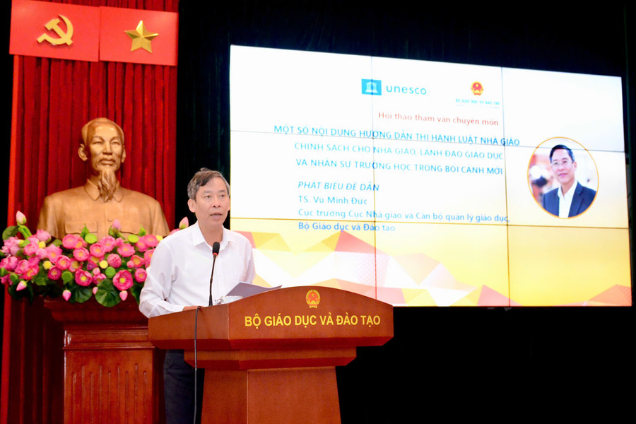 Ong Vu Minh Duc khang dinh, lan dau tien trong lich su co dao luat rieng danh cho nha giao. Anh: Minh Phong  