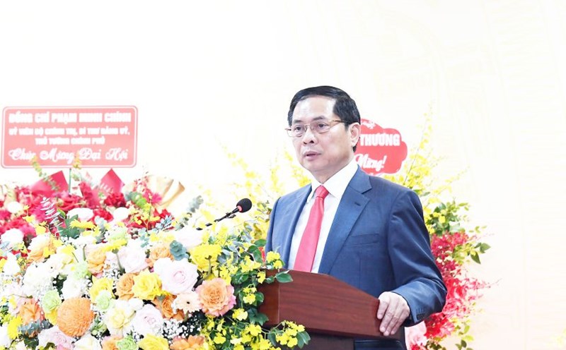 Member of the Party Central Committee, Deputy Prime Minister, Minister of Foreign Affairs Bui Thanh Son delivered a speech at the Party Congress of the Ministry of Industry and Trade for the 2025-2030 term. Photo: Chinhphu.vn
