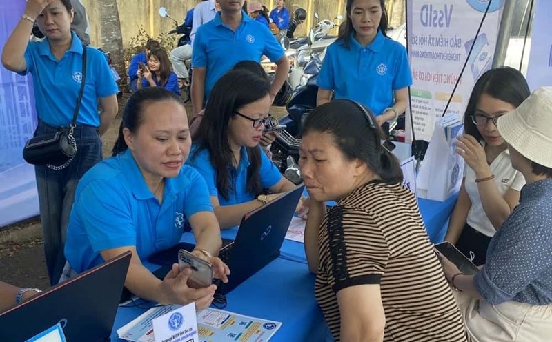In the last 6 months of the year, Gia Lai Trade Union took care of the lives and raised the spirits of workers. Photo: Thanh Tuan