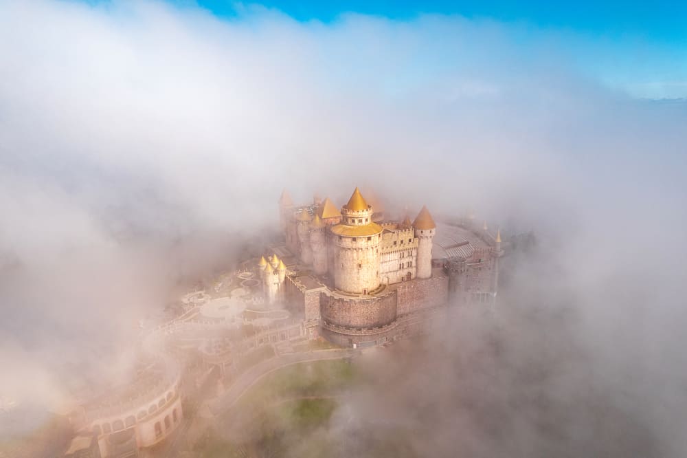 Vẻ đẹp như bước ra từ cổ tích của Sun World Ba Na Hills. Ảnh: Thanh Sơn 