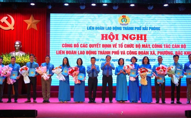 Hai Phong has 28 commune, ward and special zone trade unions established according to regulations. Photo: Mai Dung
