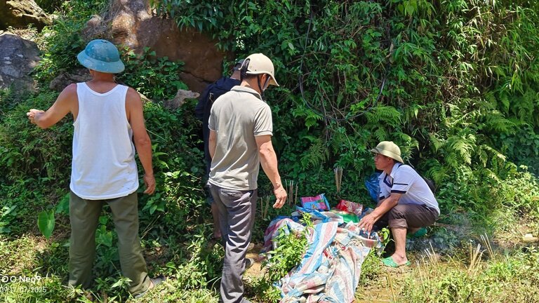 Phu Tho省で洪水で流された女性の遺体が発見されました。写真:Duc Nhan xa人民委員会