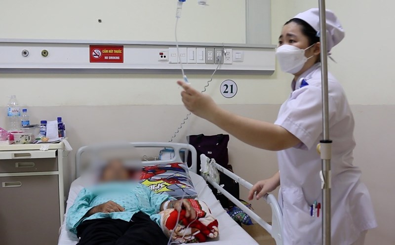 Patients with liver cancer need to be diagnosed early to intervene with appropriate measures to suit their current condition. Photo: Nguyen Ly