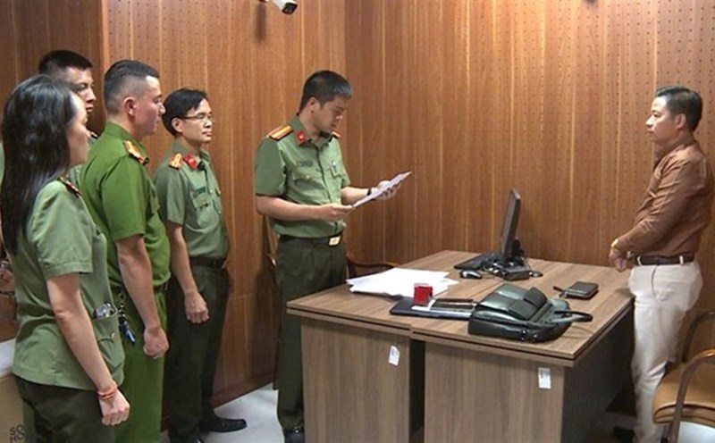 Bắt giữ đối tượng giả bác sĩ xâm hại trẻ em ở Quảng Ninh 3 Bắt giữ đối tượng giả bác sĩ xâm hại trẻ em ở Quảng Ninh