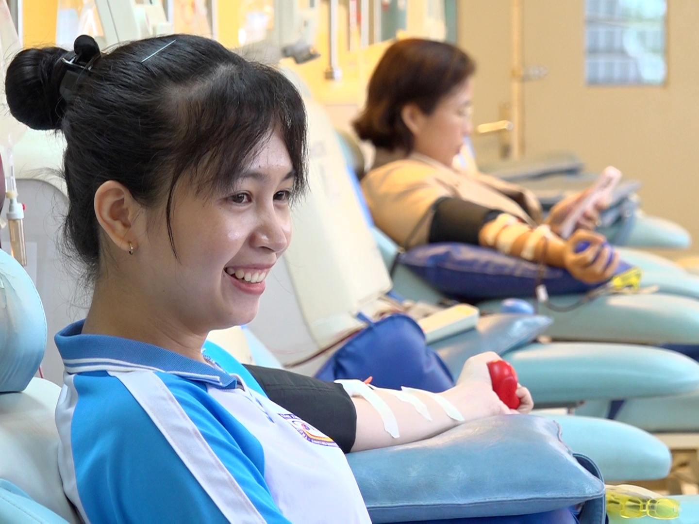 Happiness in writing a story of revival from voluntary blood donation in Can Tho