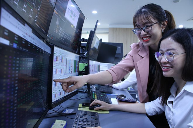 Nha dau tu dang giai ngan rat manh tren thi truong chung khoan. Anh: Le Toan