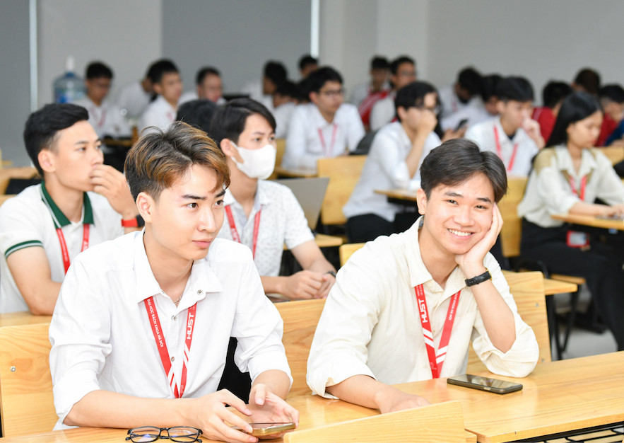 Students of Hanoi University of Science and Technology. Photo: HUST