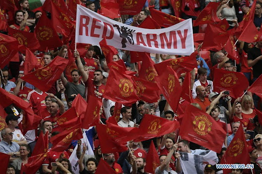 맨유는 2024-2025 시즌에 121명의 팬이 체포되었습니다. 사진: 신화통신