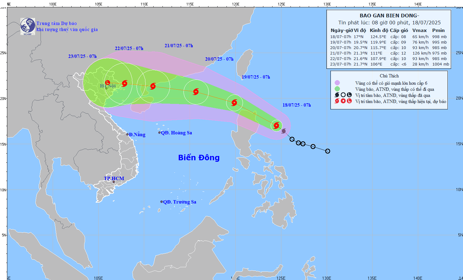 Cap nhat hoi 8 gio ngay 18.7 ve vi tri va duong di cua bao Wipha. Anh: Trung tam Du bao Khi tuong Thuy van Quoc gia