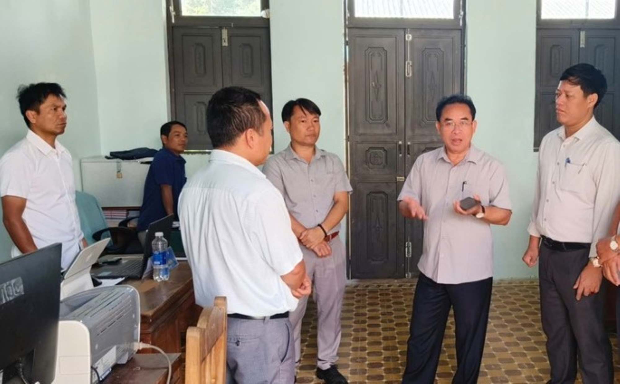 Hung Sonは特に困難な国境地域であり、ダナン市人民委員会に機械、IT機器の支援、投資を要請しています。写真:DaNanggov