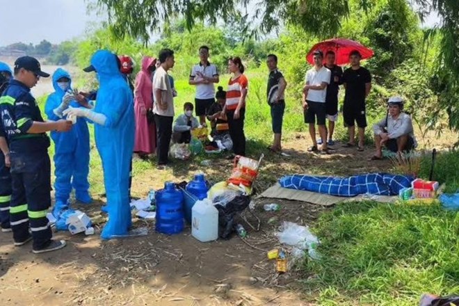 Tìm thấy thi thể bé trai 7 tuổi trượt chân xuống sông ở Thái Nguyên