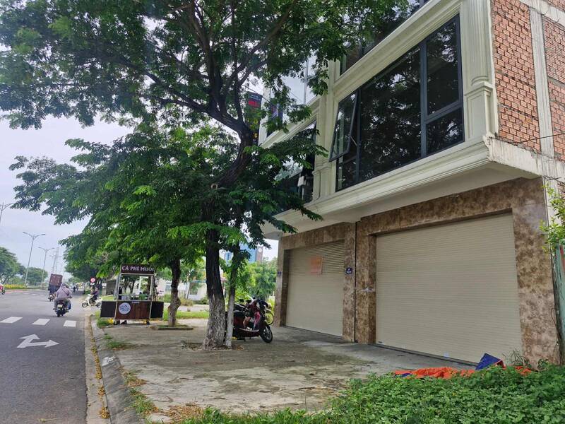 The real estate segment in Da Nang is attracting investors. Photo: Thu Giang