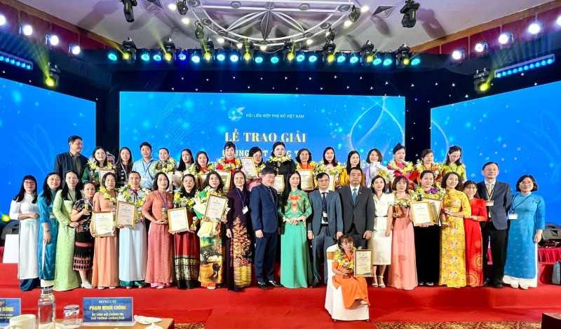 Du an khoi nghiep QUE TRA MY MINH PHUC cua phu nu Da Nang dat giai thuong khoi nghiep do Trung uong Hoi LHPN Viet Nam to chuc. Anh: Truong An
