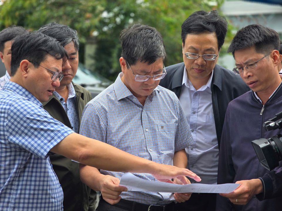 高速道路プロジェクトの補償・再定住政策の悪用が発生しないように。写真:Lam Hong