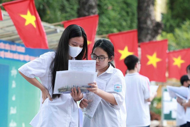 Chieu 18.7, So Giao duc va Dao tao Ha Noi se cong bo diem chuan trung tuyen bo sung (dot 2) vao lop 10. Anh: Hai Nguyen