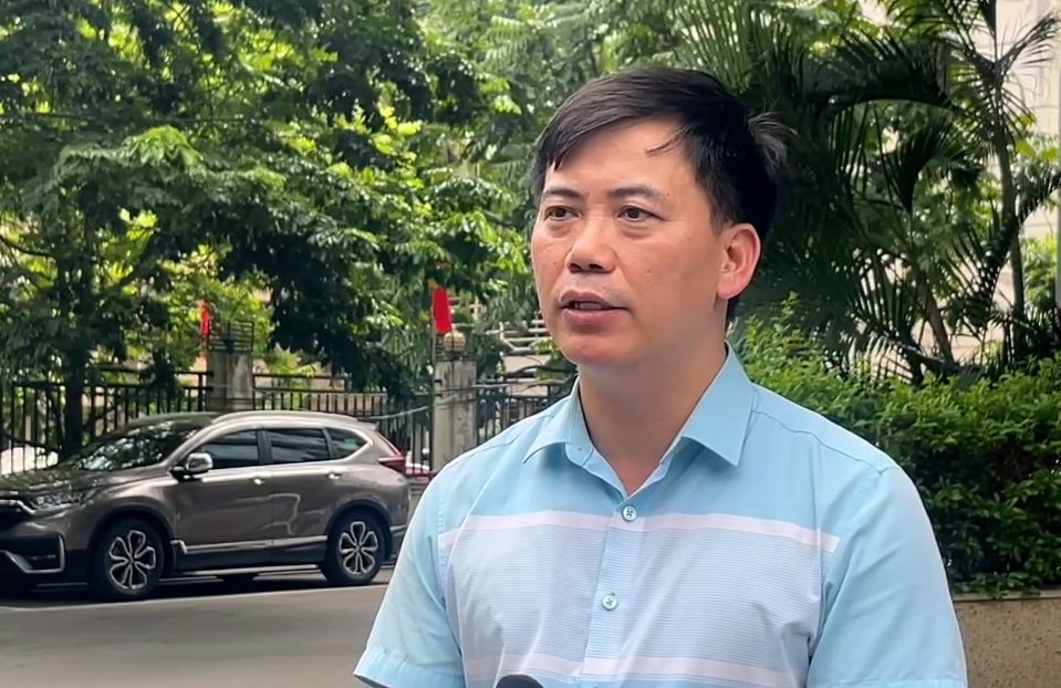 Ong Nguyen Van Huong - Truong phong Du bao Thoi tiet cung cap thong tin du bao bao Wipha.