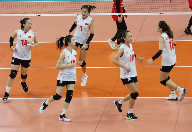The Vietnam women's volleyball team will meet U21 Shanghai in the 3rd place match of Future Stars 2025. Photo: VFV
