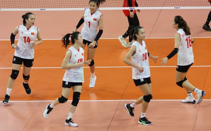 The Vietnam women's volleyball team will meet U21 Shanghai in the 3rd place match of Future Stars 2025. Photo: VFV