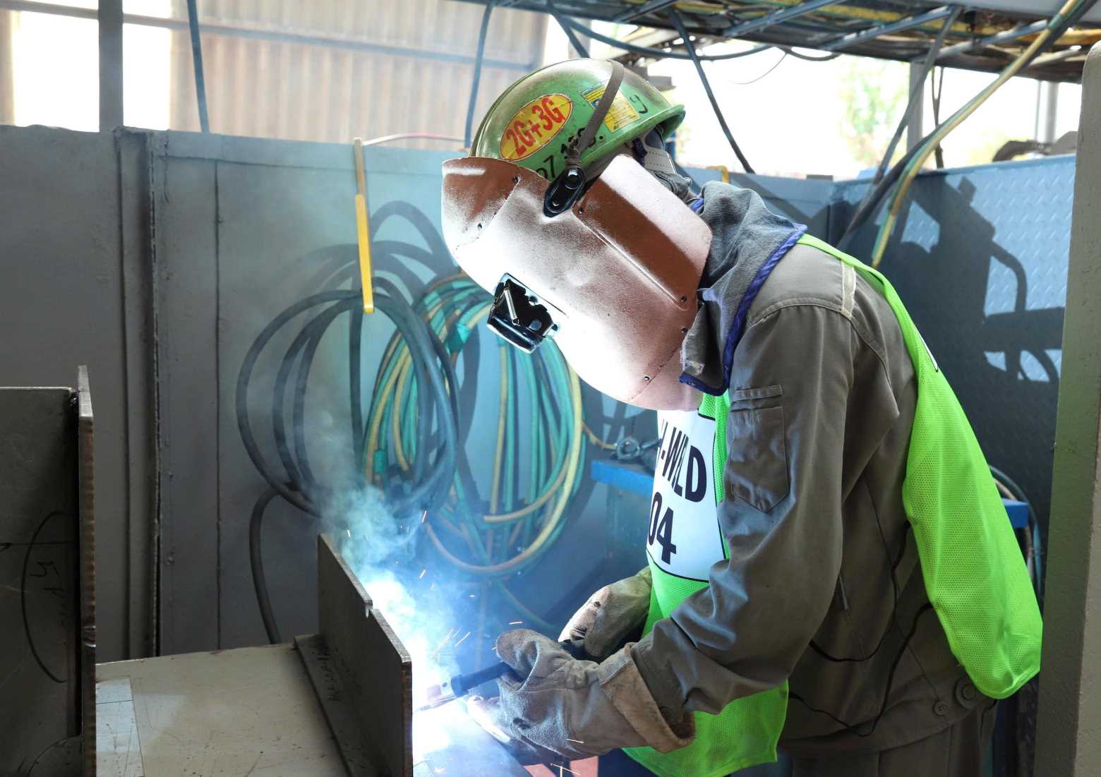 第8回熟練労働者コンテストは、労働者のスキル向上を目的として、カインホア最大の造船会社によって開催されました。写真:Ngan Ha