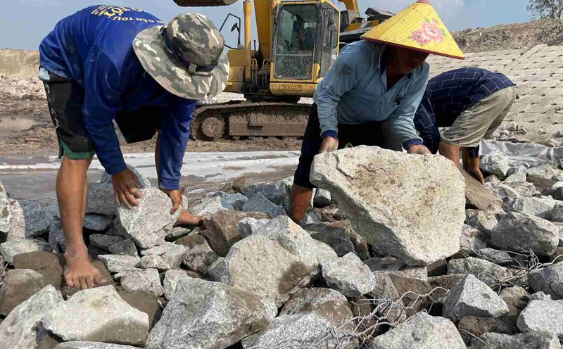 Additional land is used for construction stone mining. Photo: Dinh Trong