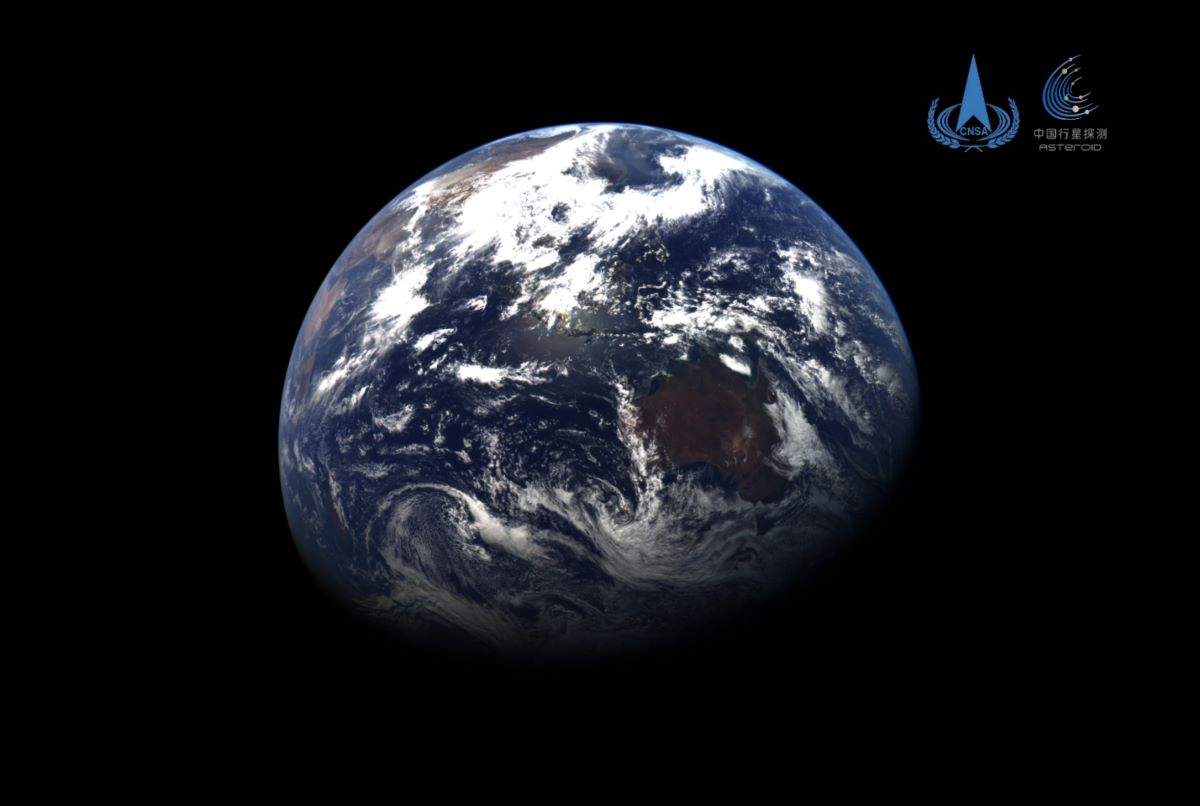 China's Tianjin 2 took a photo of the Earth. Photo: CNSA