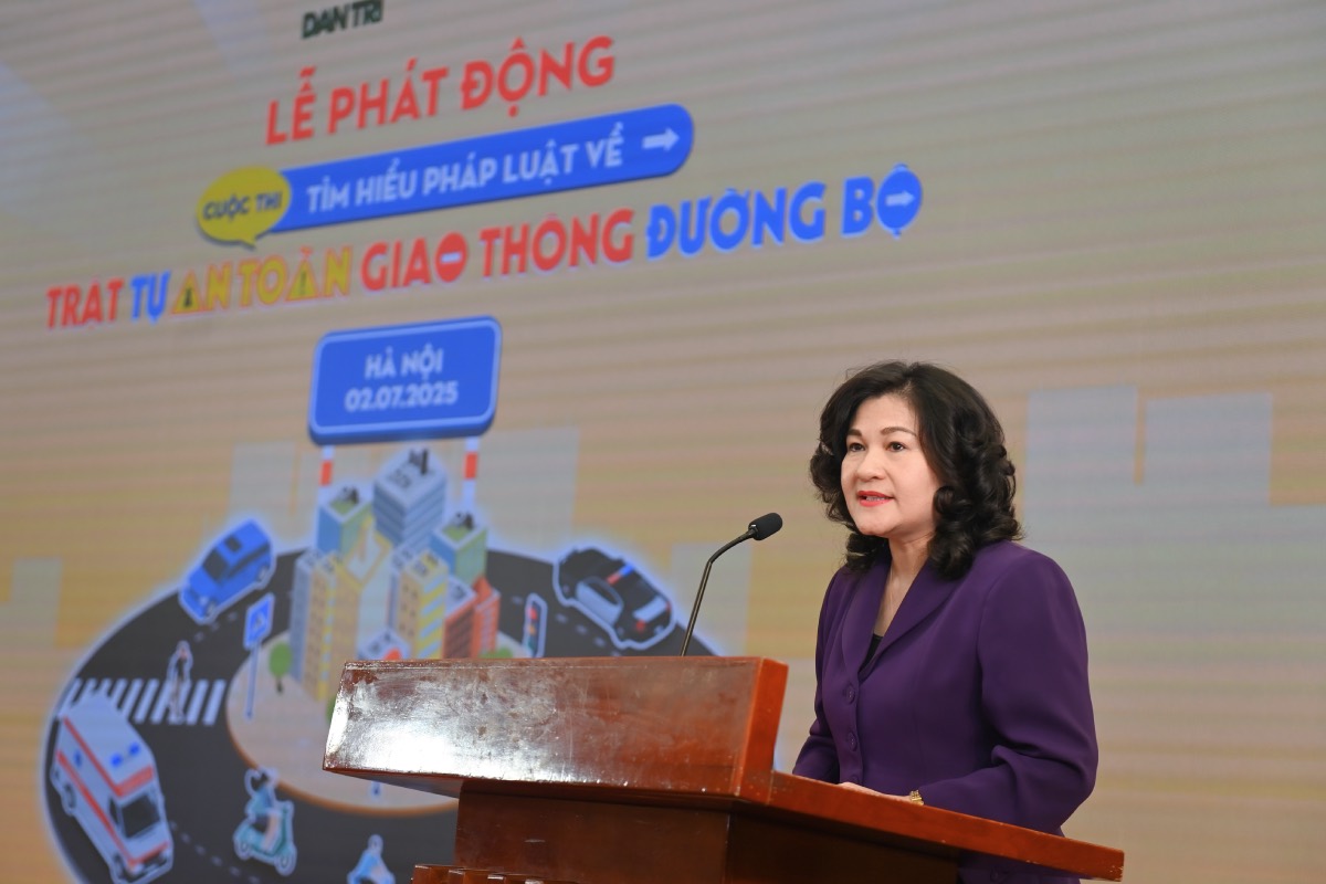 La vice-ministre de l'Interieur Nguyen Thi Ha s'exprime lors de la ceremonie. Photo : Hai Long