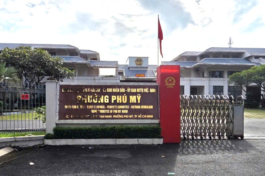 Many union officials have been transferred to work in newly established wards and communes. Photo: Thanh An