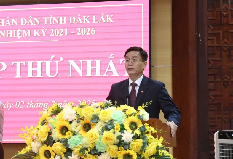 Uy vien Trung uong Dang, Bi thu Tinh uy Dak Lak Nguyen Dinh Trung phat bieu. Anh: Bao Trung