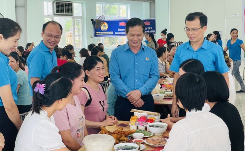 The activities of Ninh Binh Trade Union will continue to focus on the grassroots. Photo: Nguyen Truong