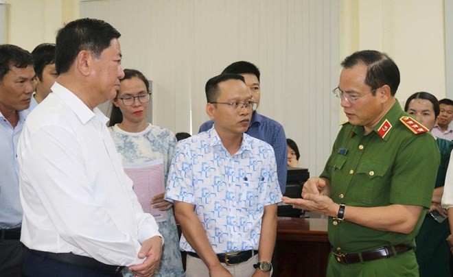 Thứ trưởng Bộ Công an kiểm tra dịch vụ hành chính công tại tỉnh Khánh Hòa