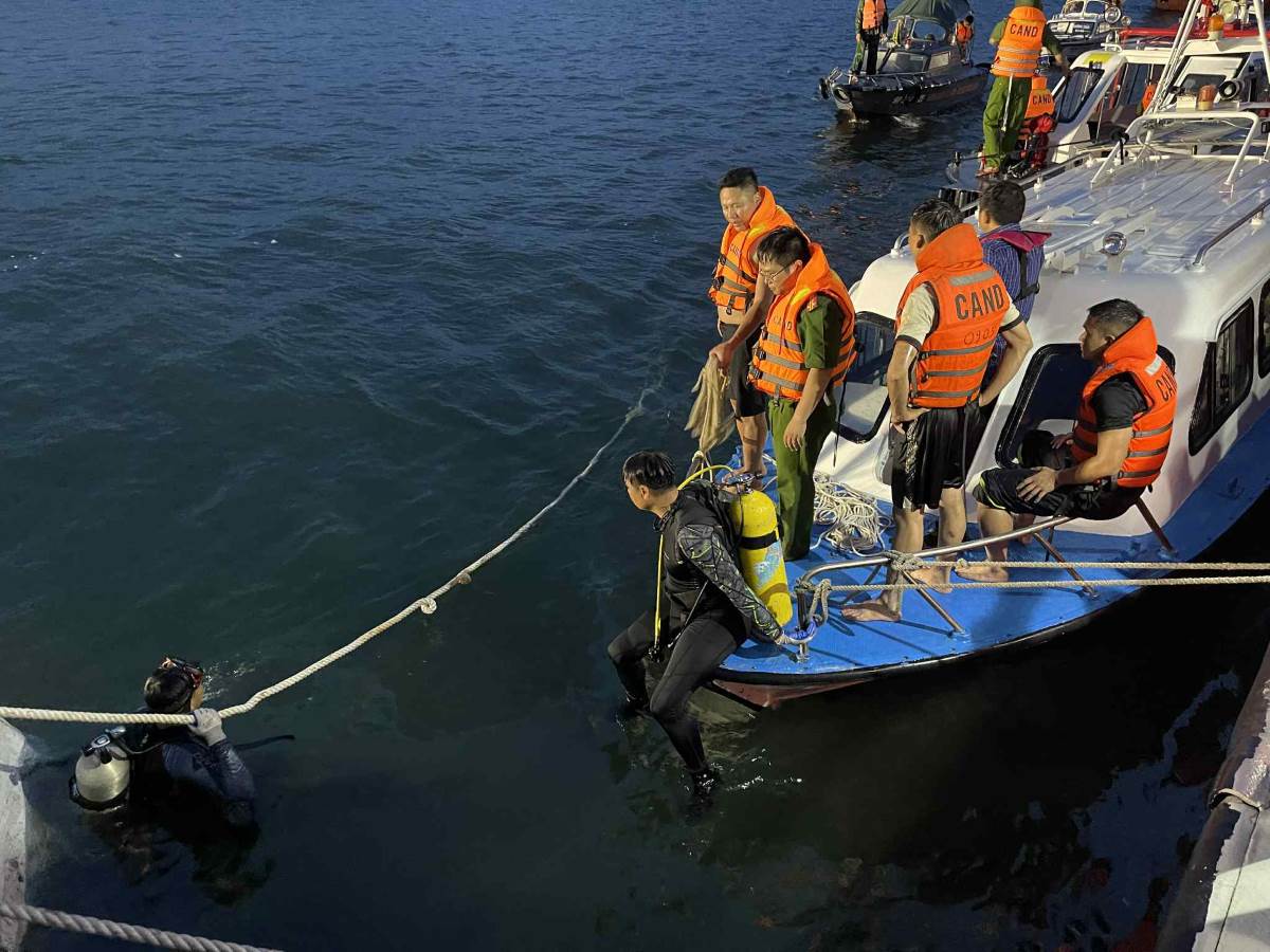 The ship capsize in Ha Long Bay cannot leave the responsibility of related units unanswered