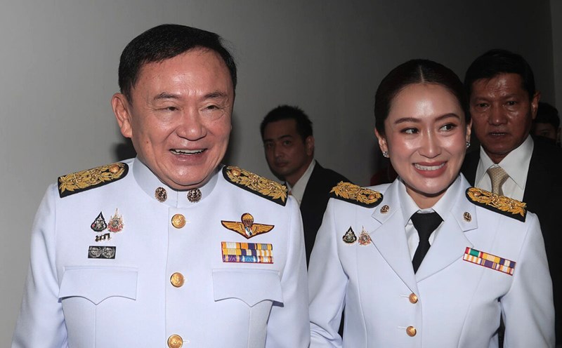 Mr. Thaksin Shinawatra and his daughter Paetongtarn Shinawatra. Photo: Xinhua