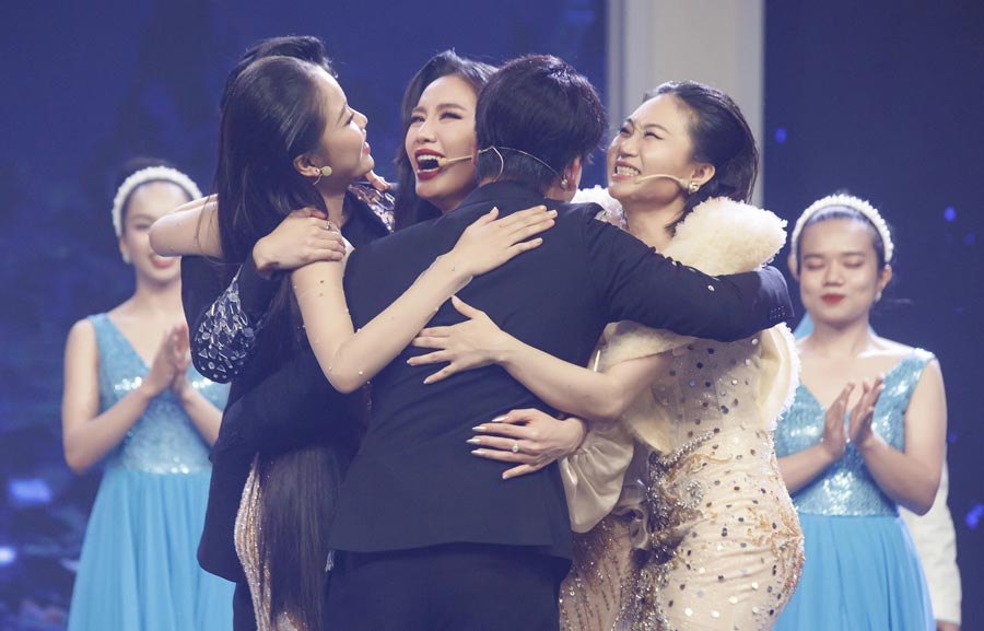 演劇教師はシーズン1で5人のチャンピオンを獲得したことがある。写真:演劇学院プログラムの代表が提供