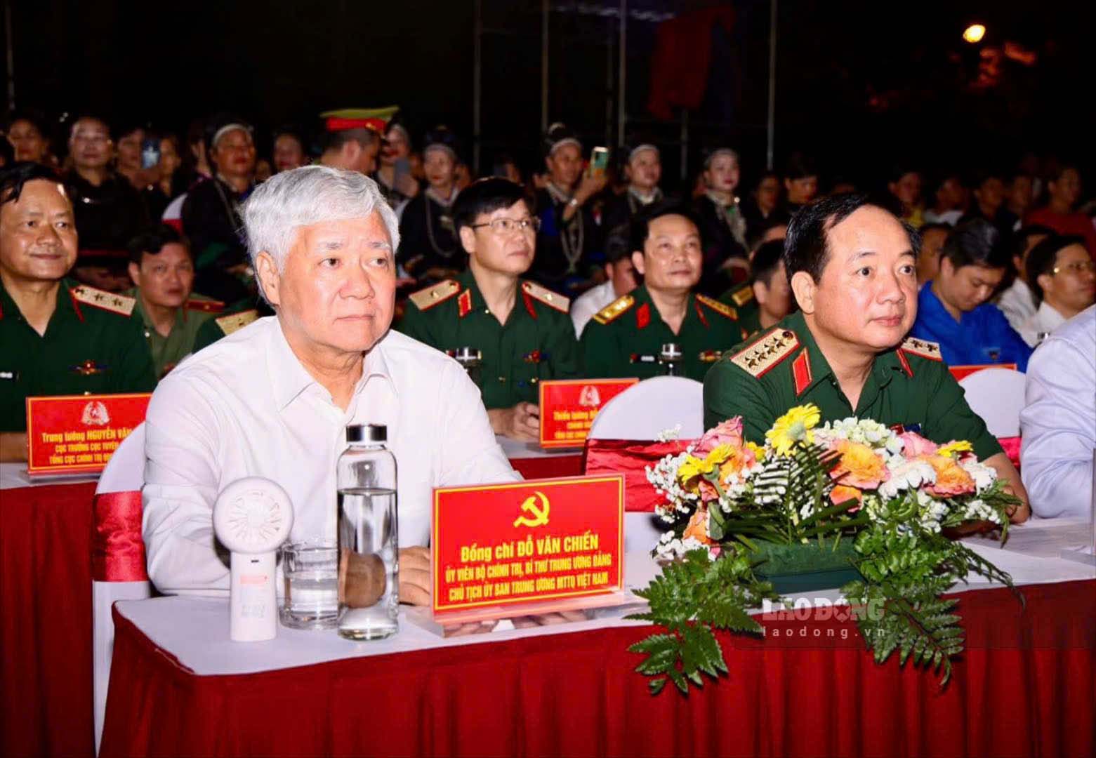 Cac dai bieu tham du chuong trinh. Anh: Lam Thanh