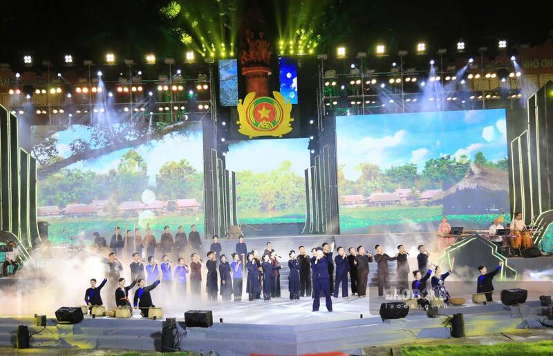 Cac tiet muc van nghe tai chuong trinh. Anh: Lam Thanh