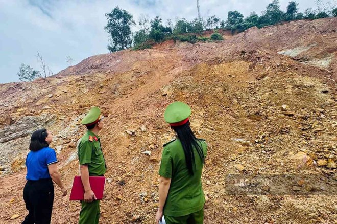 Lào Cai đi từng nhà, rà từng ngõ cảnh báo lũ quét, sạt lở