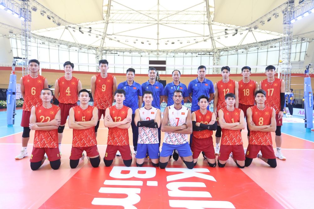 베트남 남자 배구 대표팀은 SEA V.리그 2025 두 경기 모두에서 메달을 획득했습니다. 사진: 베트남 배구