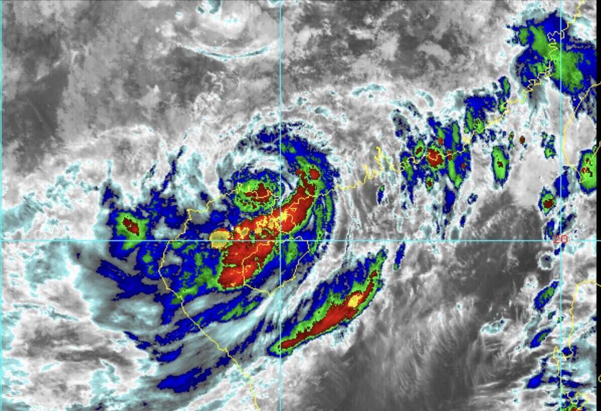 위파 태풍이 베트남을 향해 북부만으로 진입하고 있습니다. 사진: NOAA
