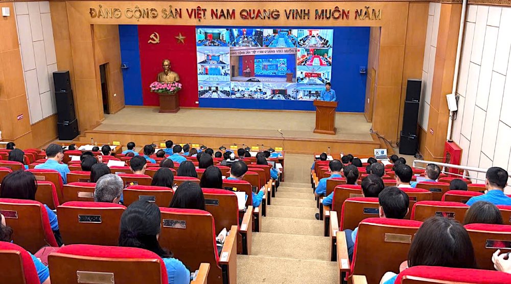 Quang canh hoi nghi. Anh: Bao Han