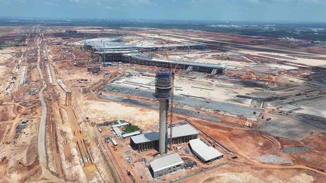 Cận cảnh công trình cao nhất trong khu vực sân bay Long Thành đang thi công