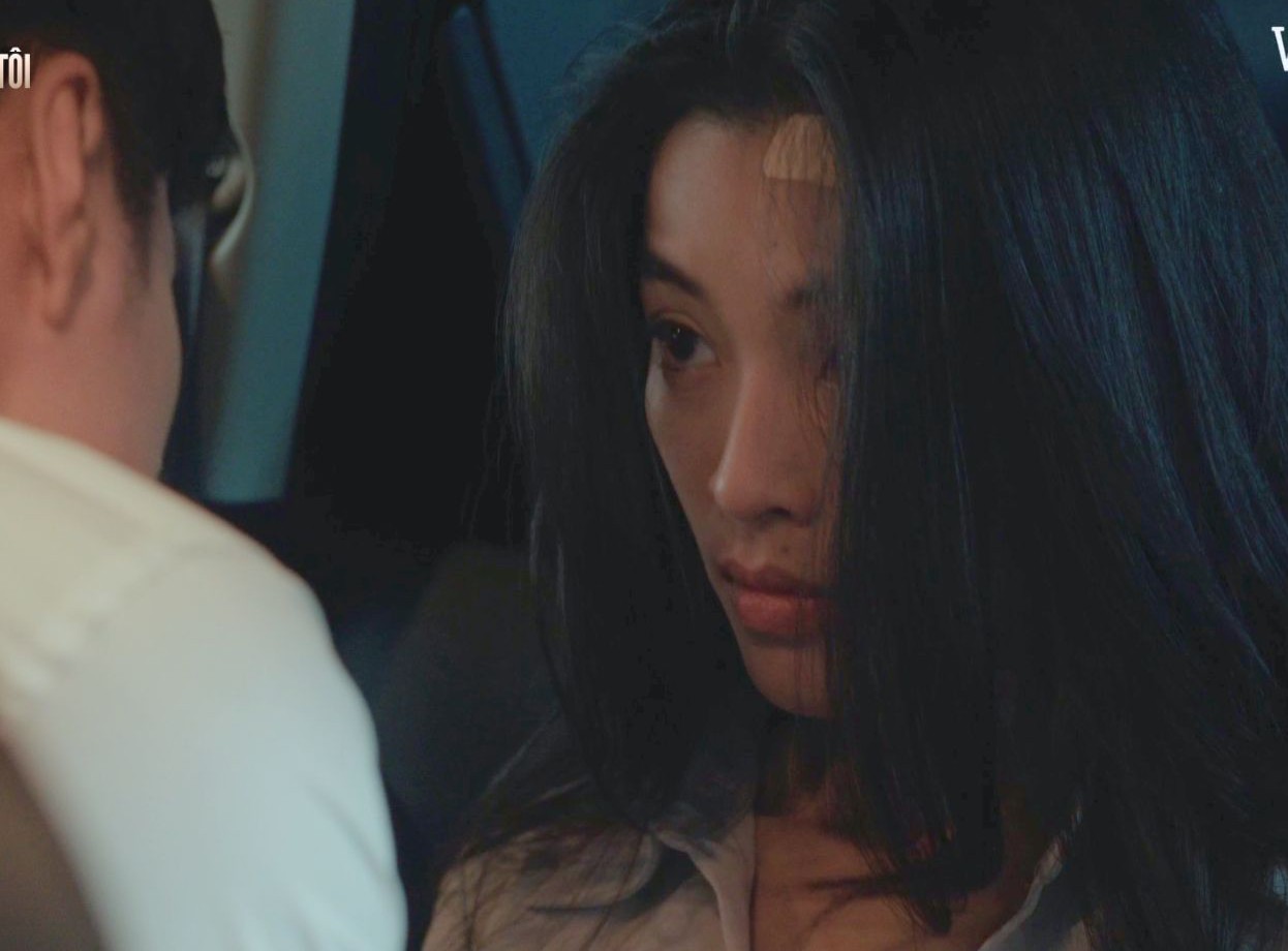 Lan Thy và Otis đóng trong phim Cô đừng hòng thoát khỏi tôi. Ảnh: VieON.