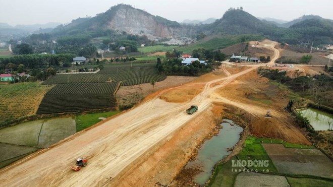 Khẩn trương nâng cấp 64,5km cao tốc xuyên Tuyên Quang lên 4 làn xe