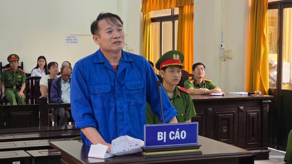 Phạm Thế Giáp từng là thầy giáo dạy môn thể dục của Trường THCS Nguyễn Du. Ảnh: Văn Vũ